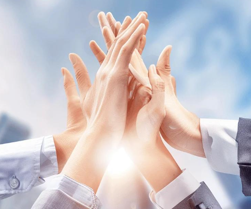 西藏旅游包车车型选择指南：不同路线的用车差异解析